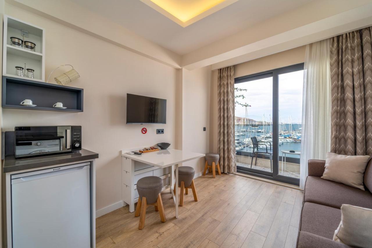 Ece Marina Suites Фетие Екстериор снимка