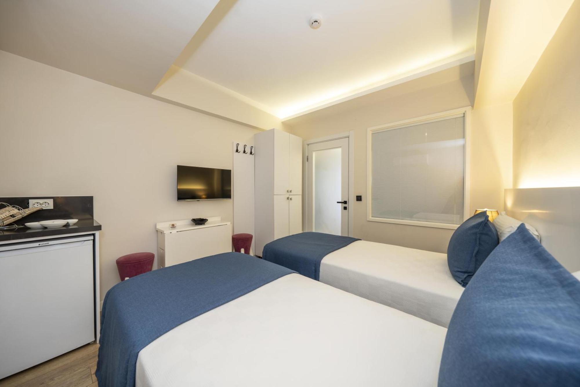 Ece Marina Suites Фетие Екстериор снимка