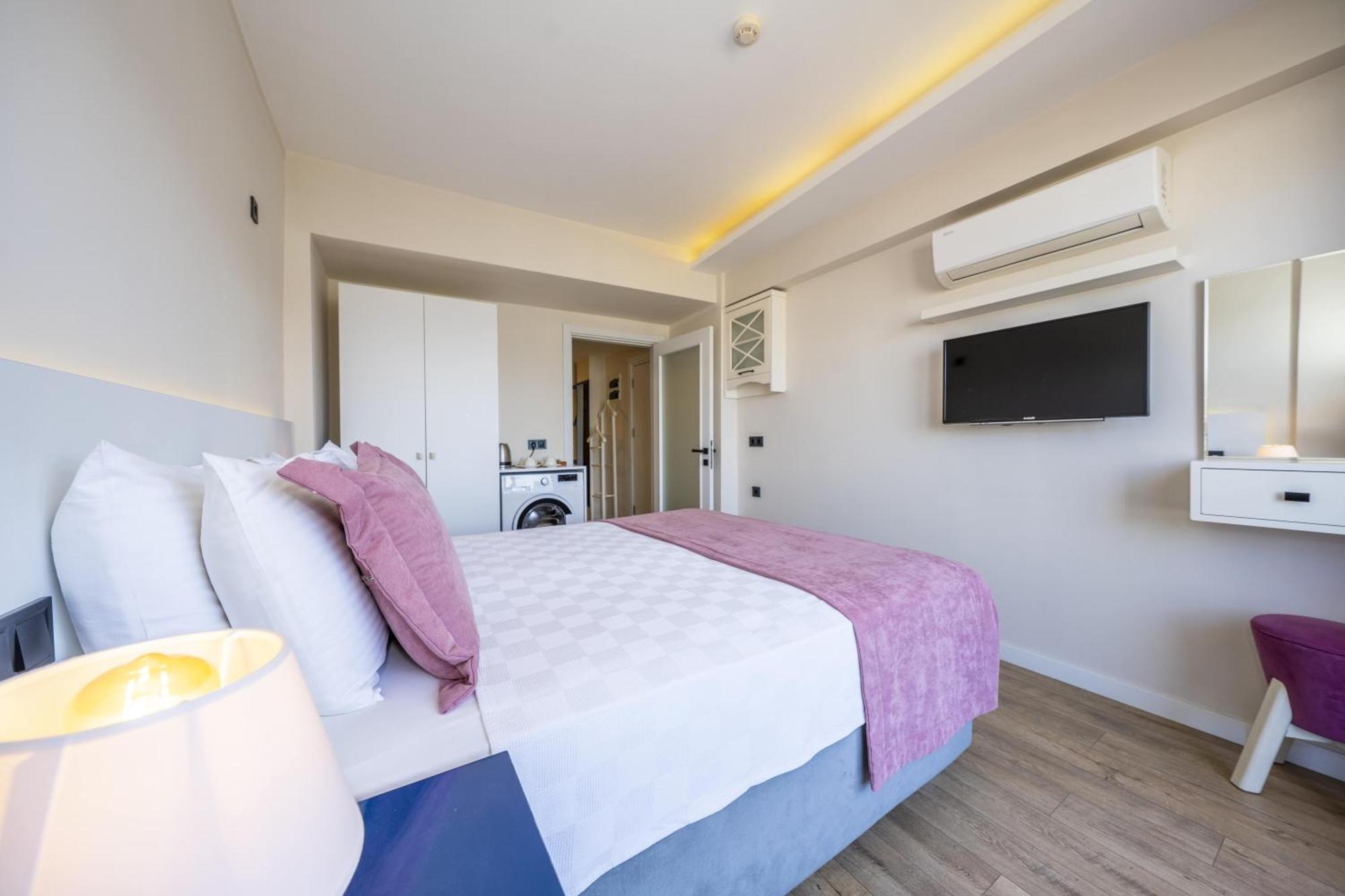 Ece Marina Suites Фетие Екстериор снимка
