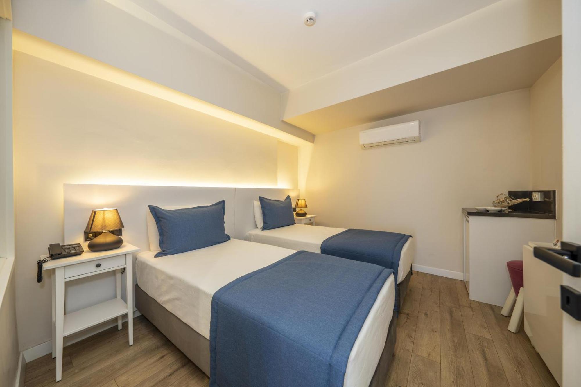 Ece Marina Suites Фетие Екстериор снимка