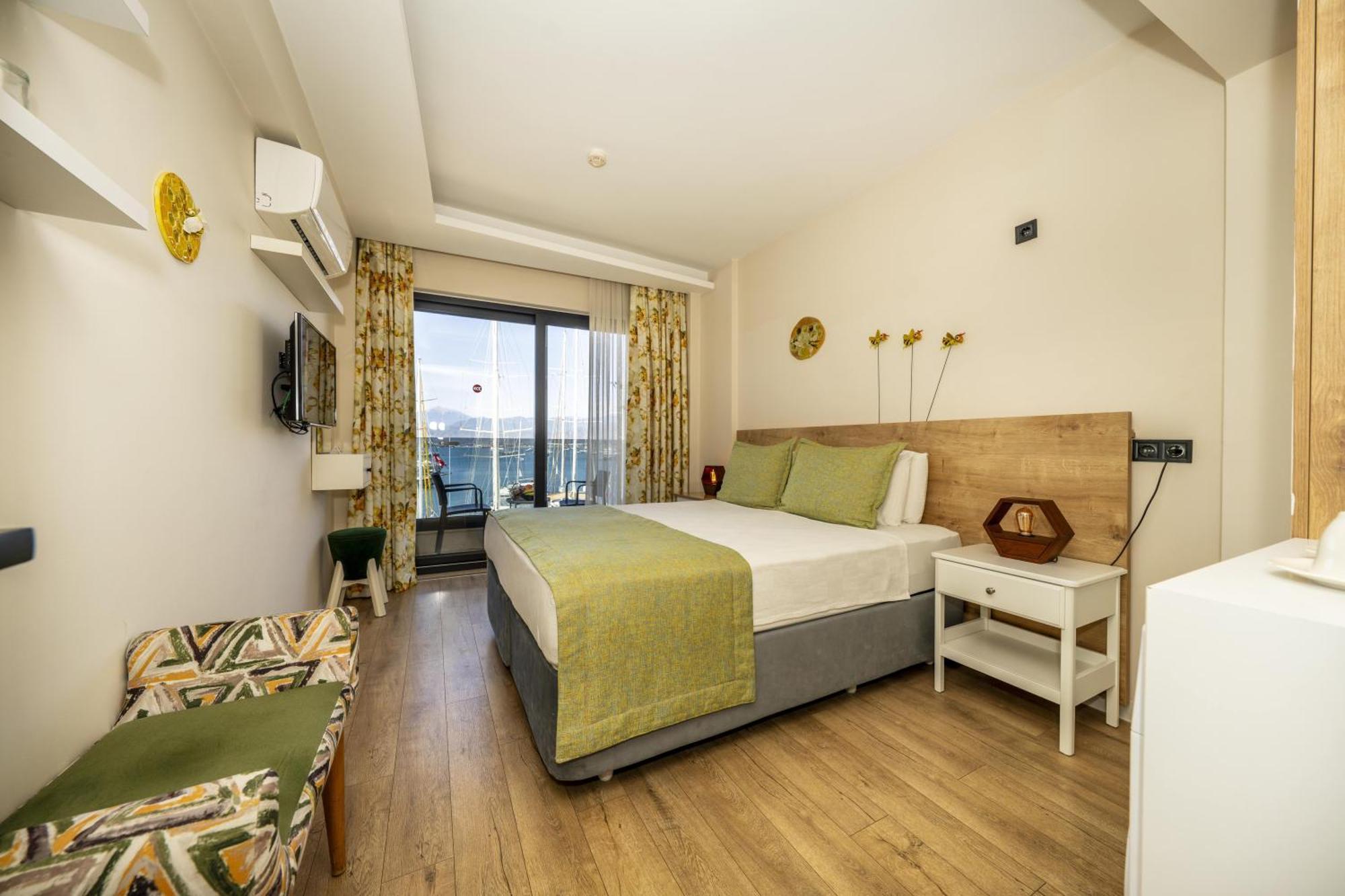 Ece Marina Suites Фетие Екстериор снимка