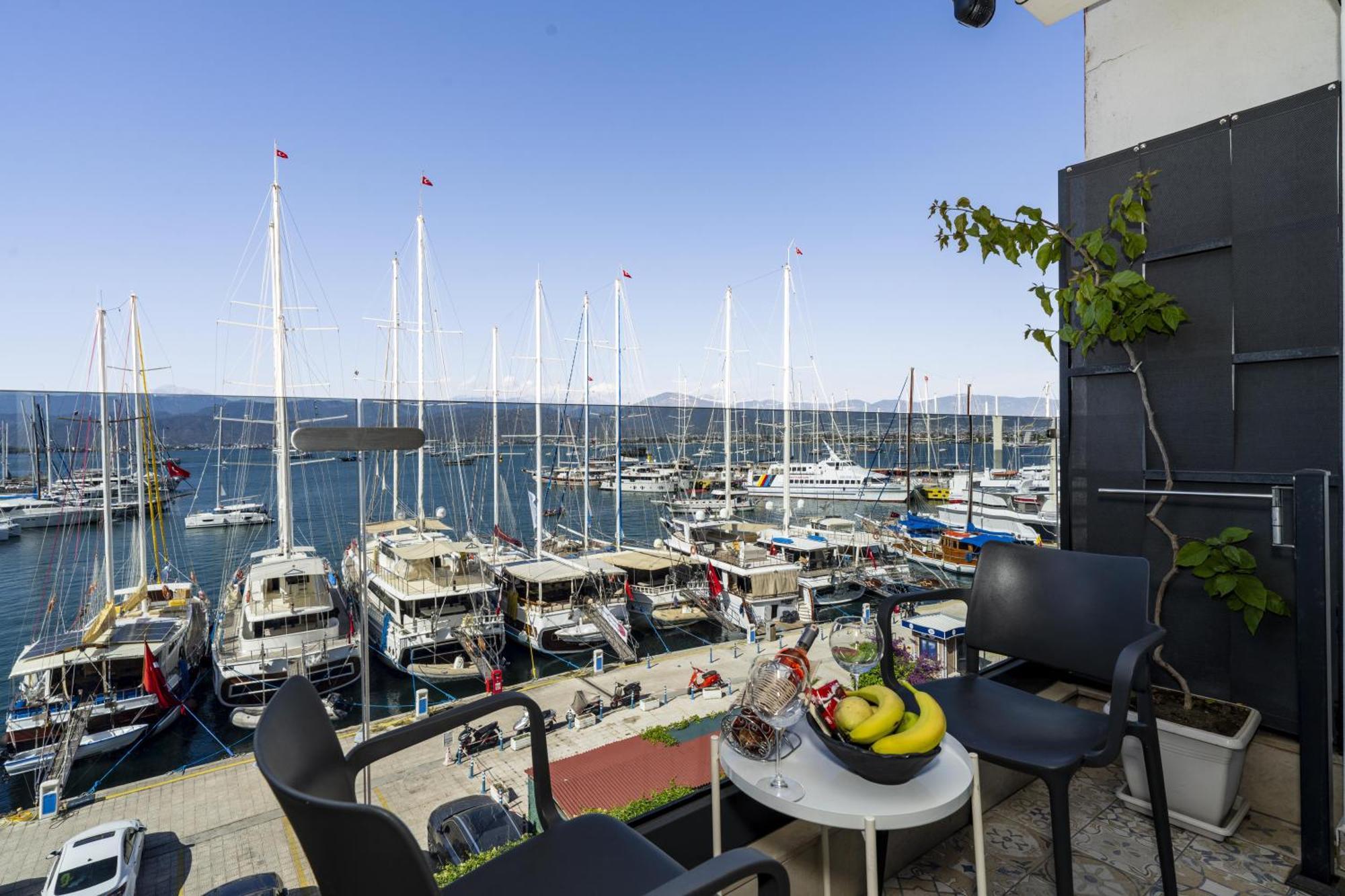 Ece Marina Suites Фетие Екстериор снимка
